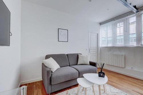 Quartier de la Roquette Apartment | Bluestay 650 - Superb apartment in Paris