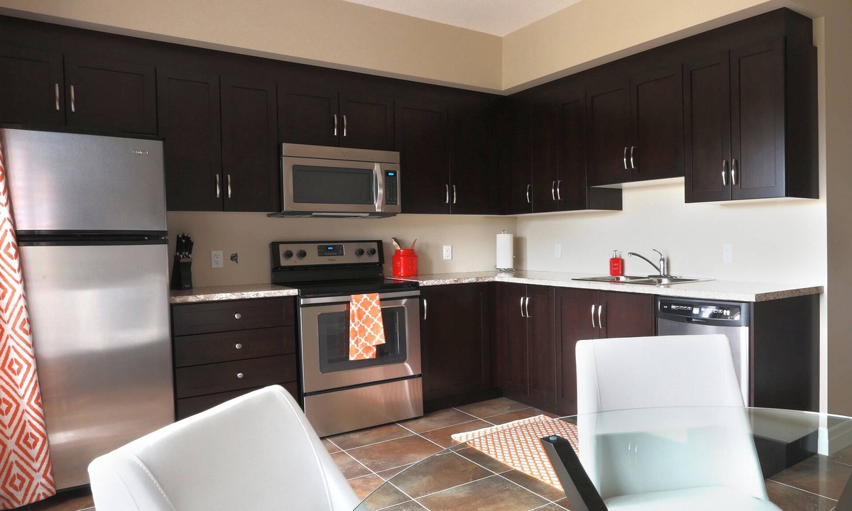 Waterloo Apartment | Boardwalk Homes - Executive Townhomes