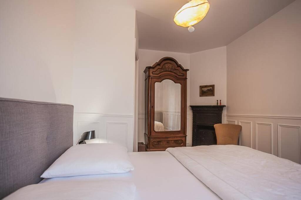 Saint-Victor Apartment | BOULANGERS 2 Bedroom Apartment NEAR PLACE MONGE