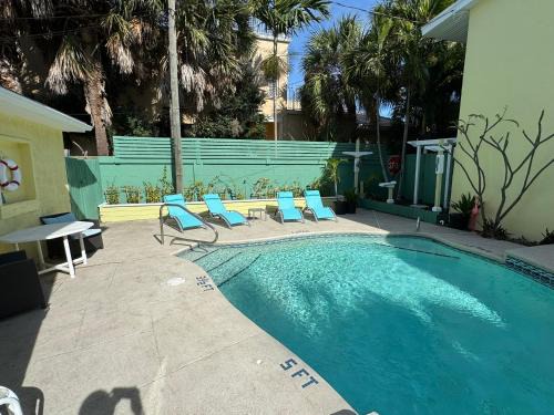 Cocoa Beach Hotel | Boutique Hotel across from Cocoa Beach, pool 1