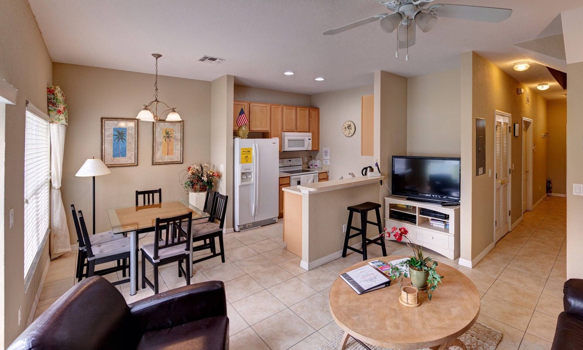 Kissimmee House | Brand new villa near all mayor themeparks & airport. Private jacuzzi & Pool !