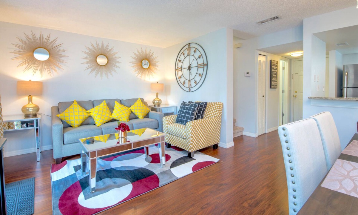 Kissimmee House | BreathTaking! Fantasy World Newly Renovated Near Disney 2+2 5 STAR UNIT!