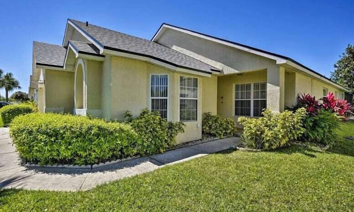 Indian Creek | Windsor Palms