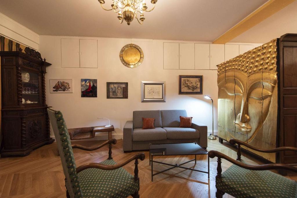Saint-Merri Apartment | Bric Broc