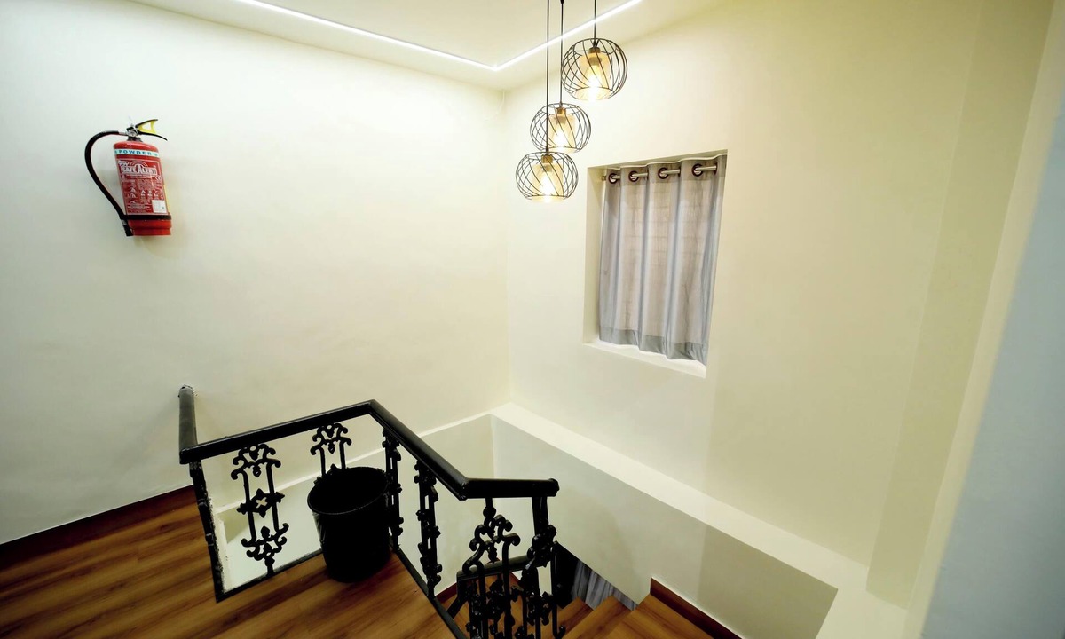 Marol Hostel | CABINSTAY MAROL- THE HUBZ