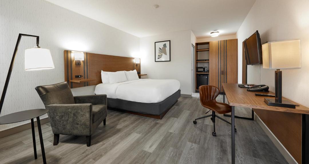 Toronto | Alderwood
