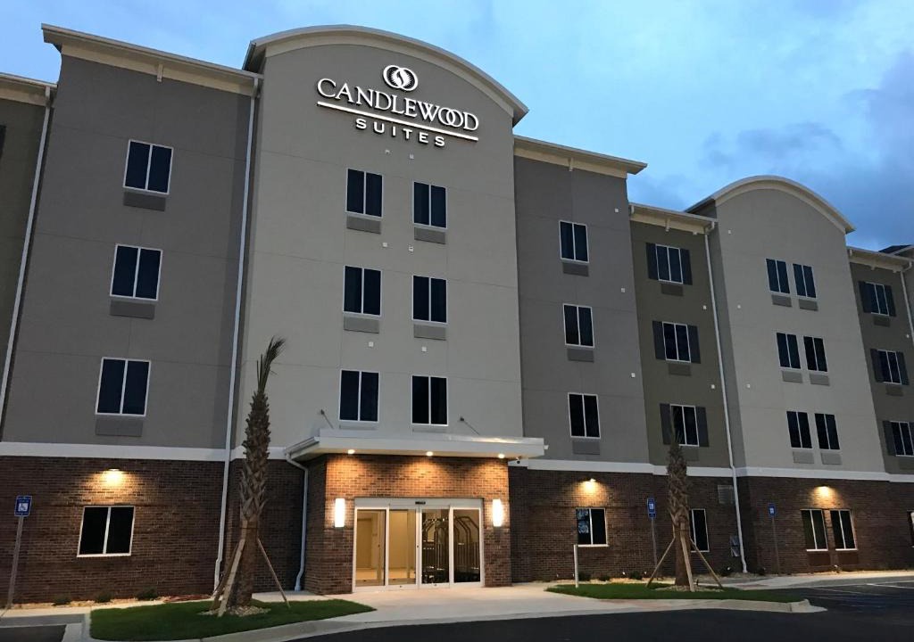 Valdosta Hotel | Candlewood Suites Valdosta Mall by IHG