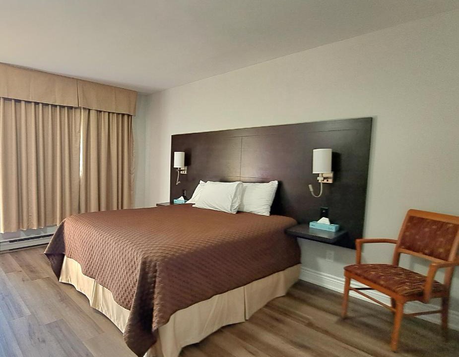 Goderich Hotel | Cedar Lodge Motel
