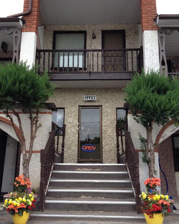 Georgetown Hotel | Cedar Springs Motel