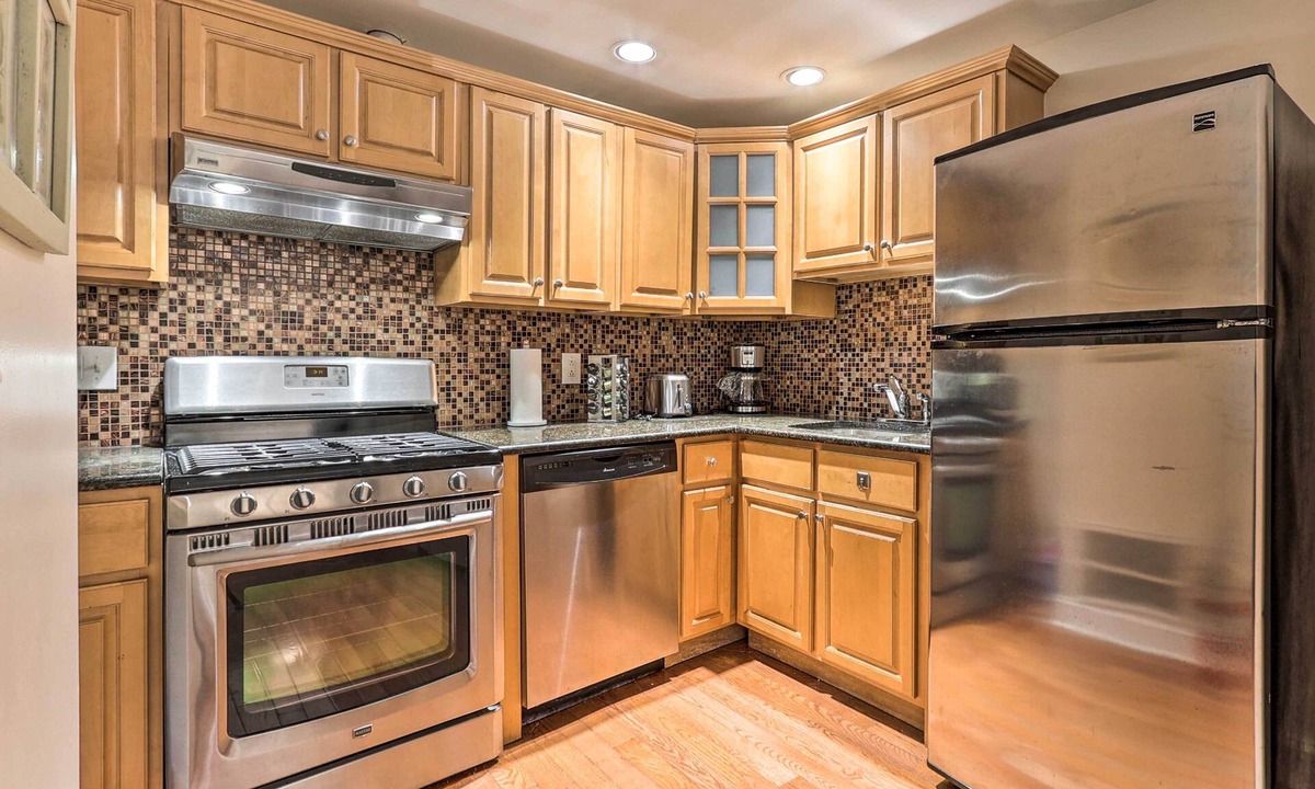 Center City West Apartment | Central Philadelphia Retreat w/ City Views!