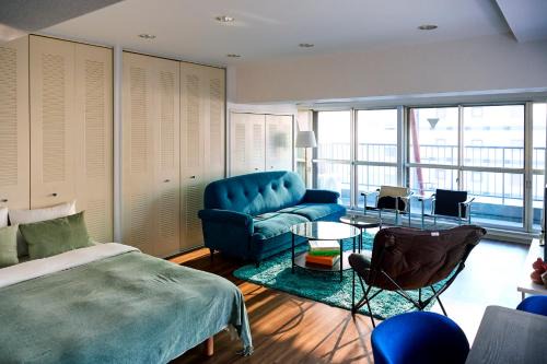 Kabukicho Apartment | Central Shinjuku apartment with beautiful city view 3stops to Shibuya