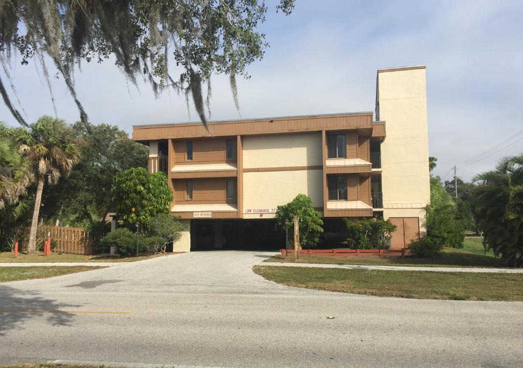 Charlotte Harbor Hotel | Charlotte Bay Resort