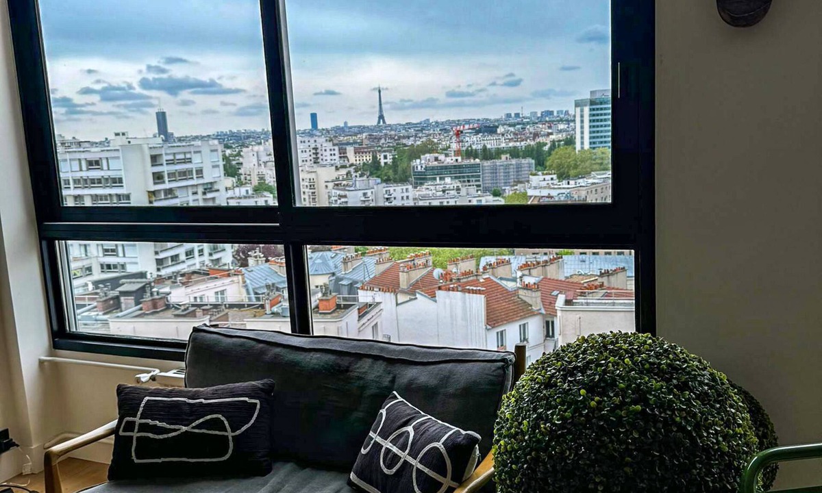 Quartier de Becon Apartment | Charme Parisien, Vue sur Tour Eiffel