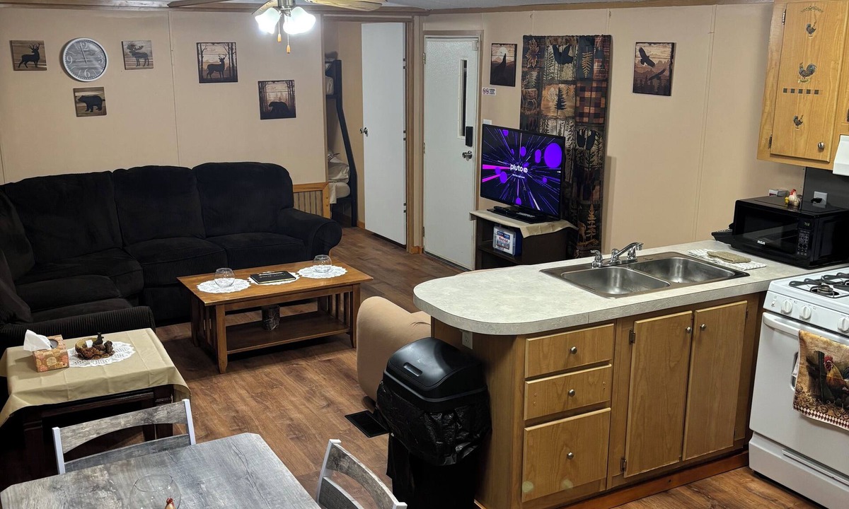 Mingo House | Charming 2-bedroom mobile home in delightful Valley Head with WiFi