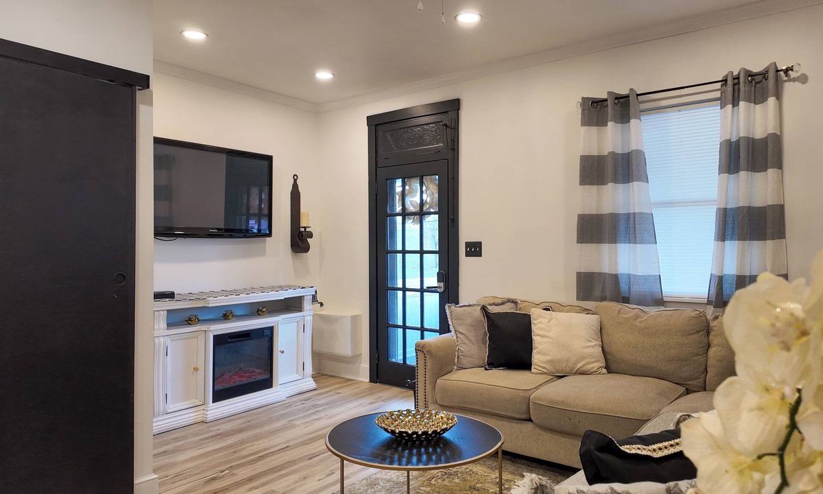 Bressler-Enhaut-Oberlin House | Charming 3-bedroom house close to events, popular attractions, and restaurants.