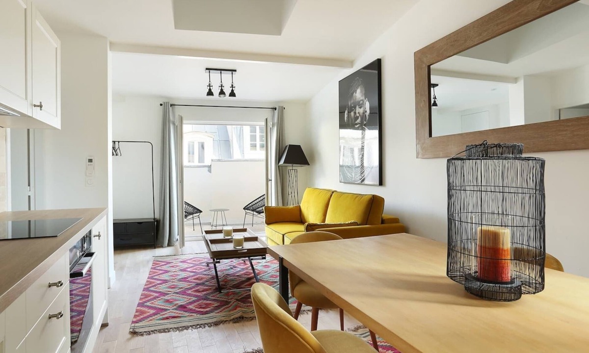 Strasbourg -Saint-Denis Apartment | Charming apartment Center of Paris with terrace