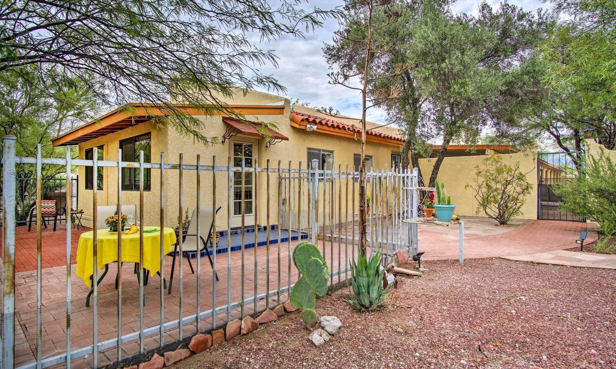 Tanque Verde House | Charming Tucson Casita Near Hiking & Biking!