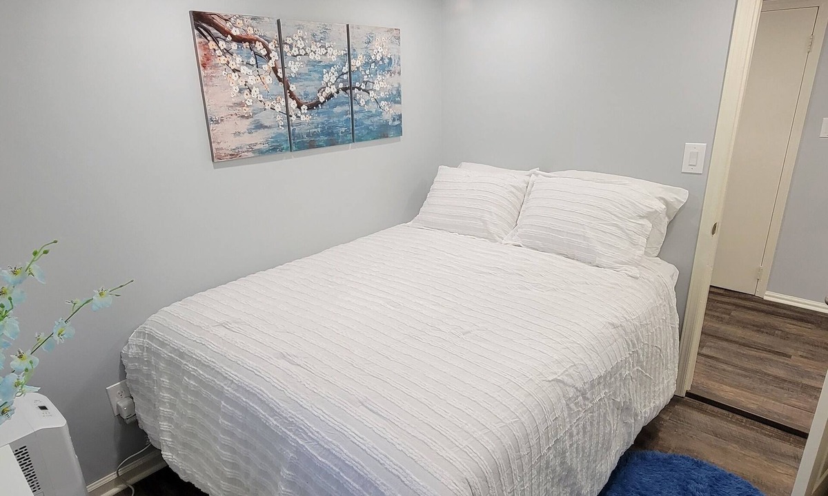 Uniondale Apartment | Cheerful 2-Bedroom Apartment with Smart Home Tech.