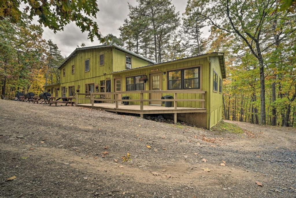 Huntingdon Apartment | ‘Cheyenne’ Ranch Retreat Near Raystown Lake!