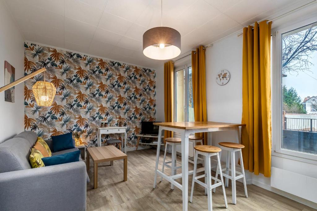 Choisy-le-Roi Apartment | Choisy Parmentier-8 min Paris- Airport ORLY