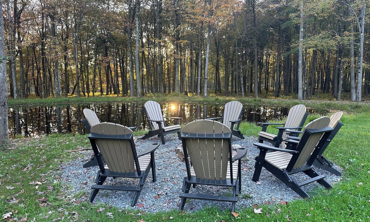 Rockton House | Clearfield Co Rockton PA - Cabin Escape