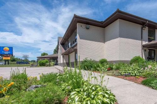 Comfort Inn Airport | North Bay