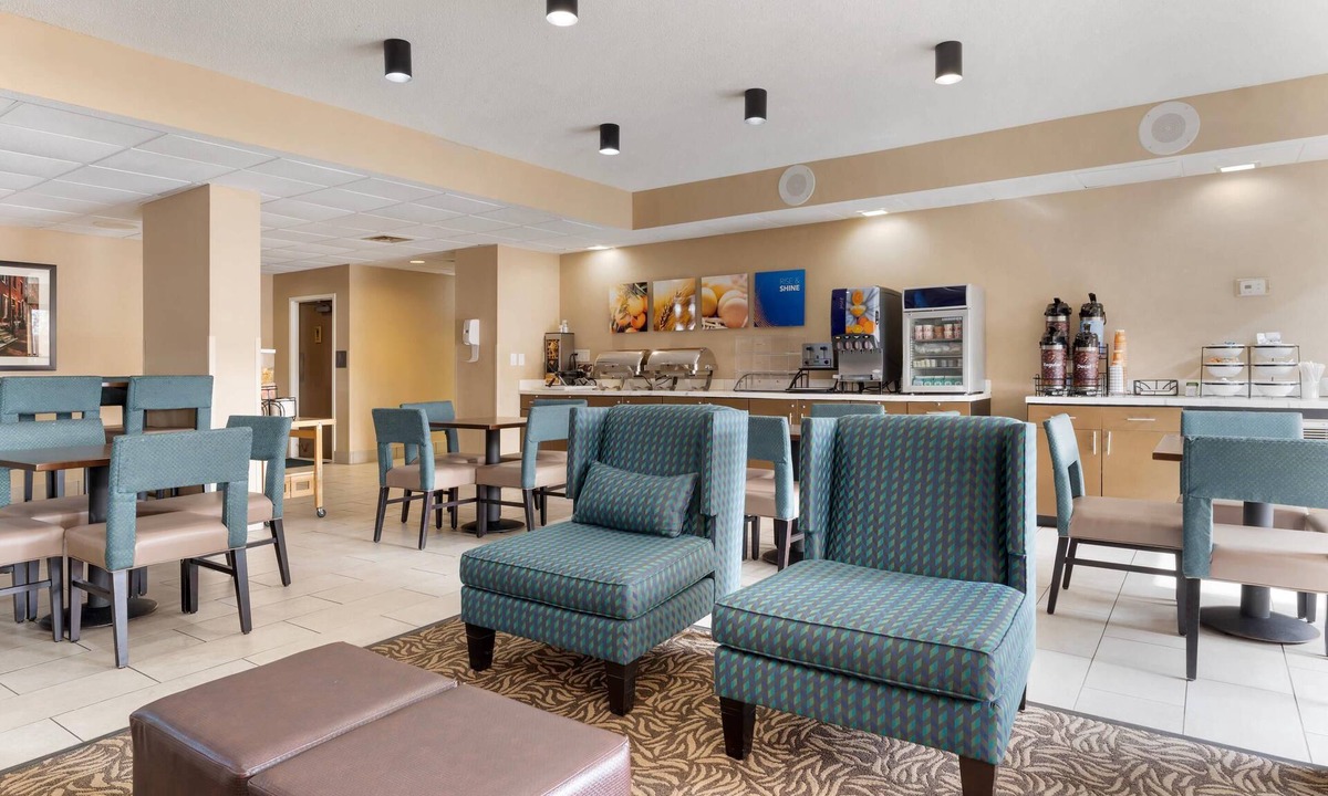 Revloc Hotel | Comfort Inn Ebensburg