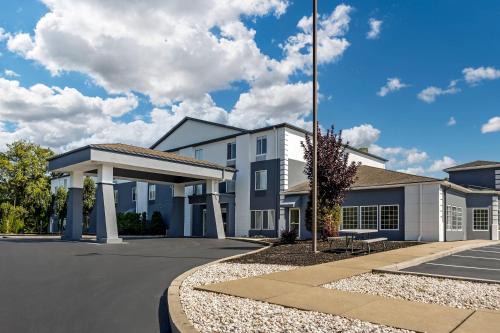 Harrisburg Hotel | Comfort Inn & Suites Harrisburg-Hershey North