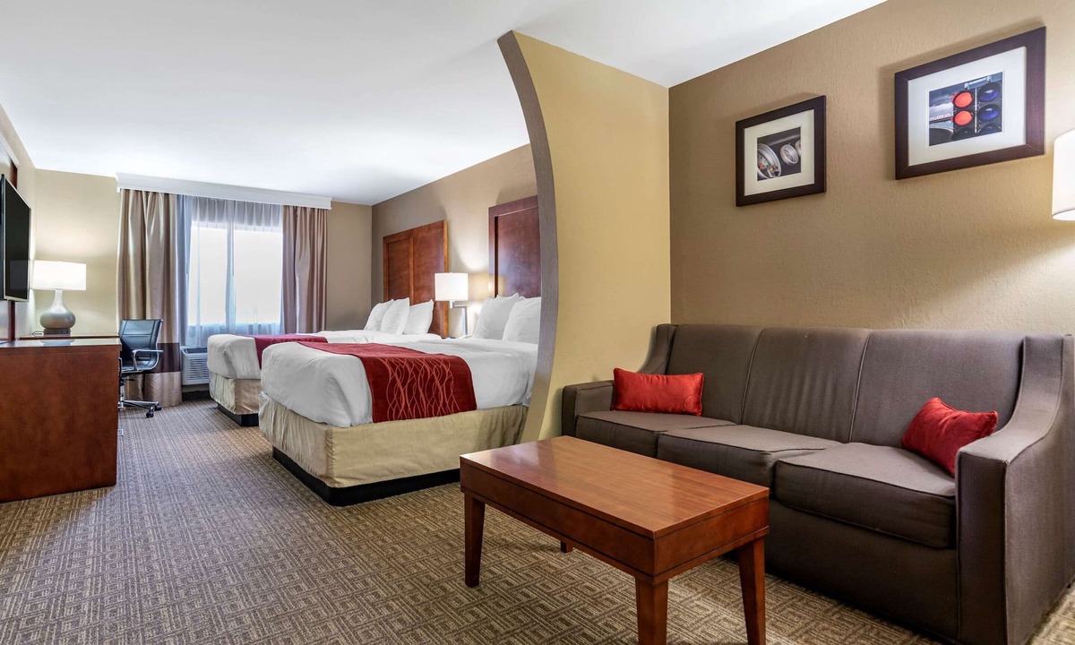 Leeds Hotel | Comfort Inn & Suites Leeds I-20