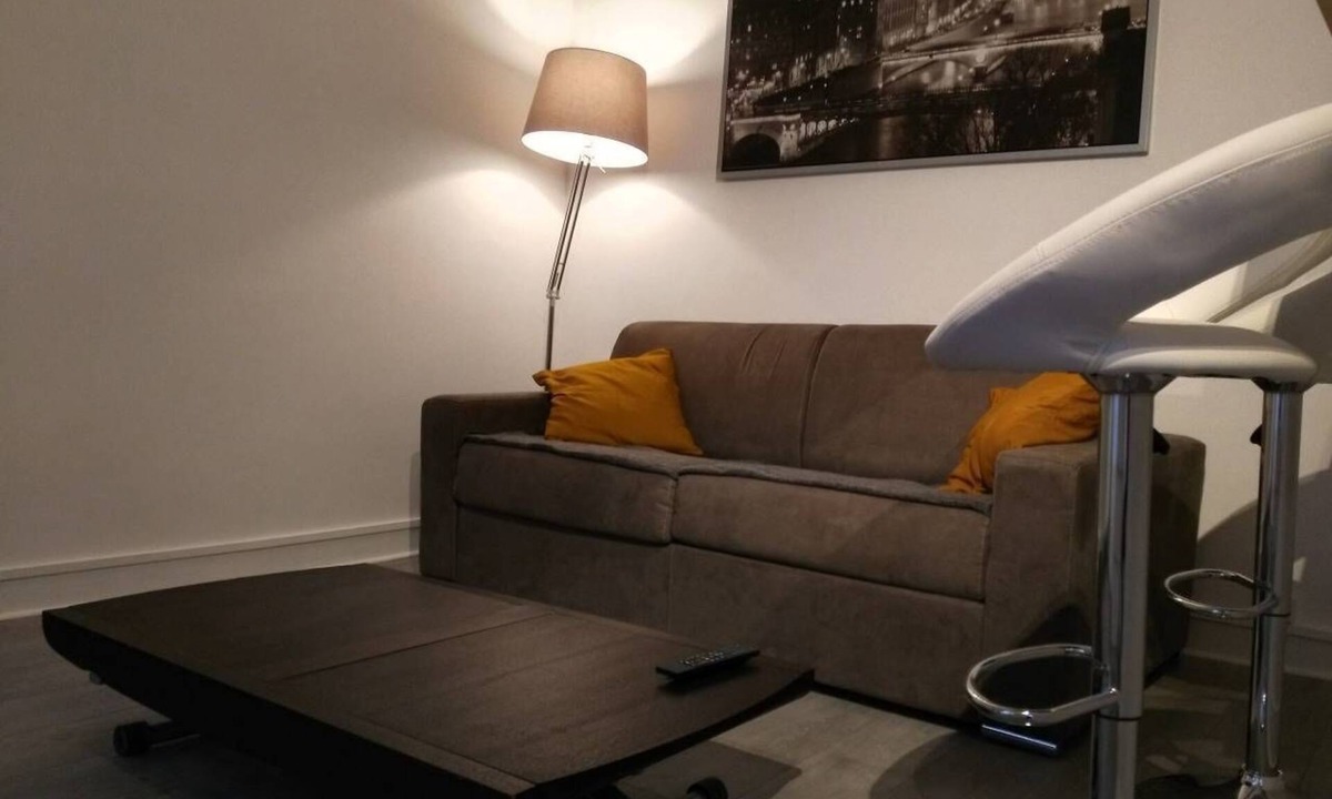 Comfy | Louis Bertrand-Mirabeau-Semard