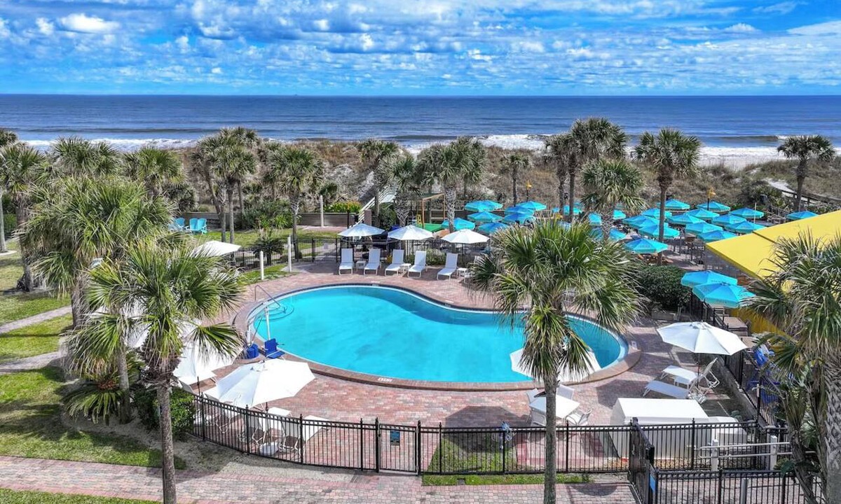 Neptune Beach Hotel | Comfortable Pet-Friendly Room w/Stunning Ocean Views & Sunset Views, Near Golf