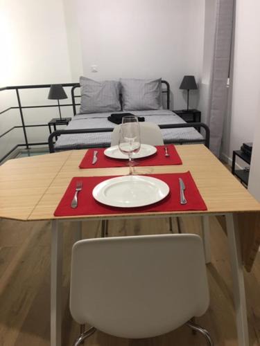 Puteaux Apartment | COSY PUTEAUX QUAI DION BOUTOn