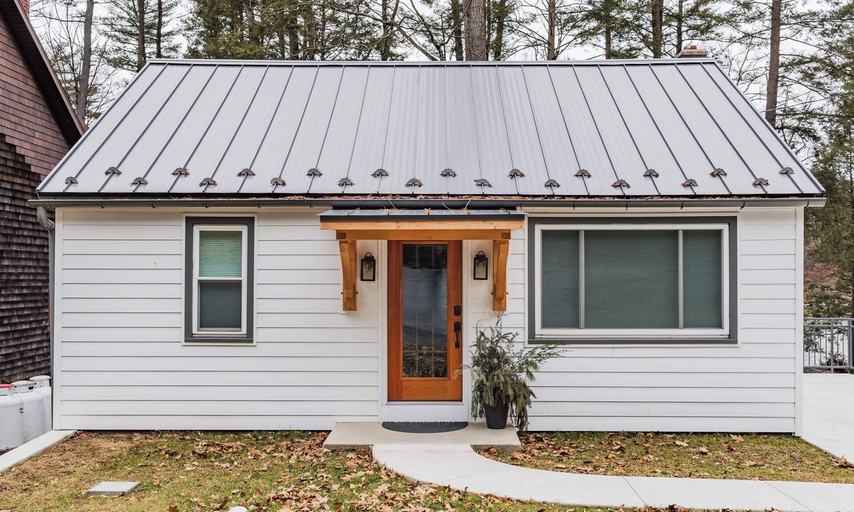 Pine Grove House | Cottage on Sweet Arrow Lake