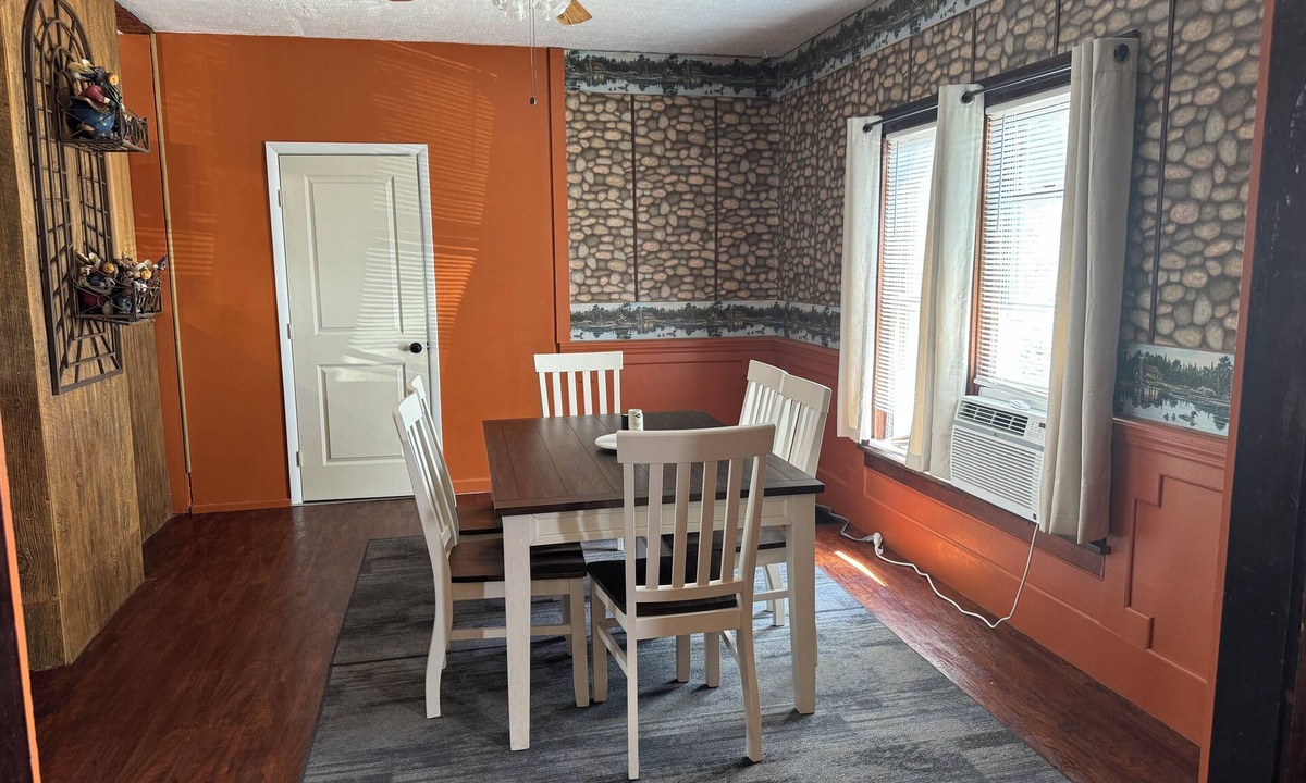 Duncansville House | Country Comfort, 3 BR DR LR Kitchen & FB. Large yard and pool. East Freedom PA
