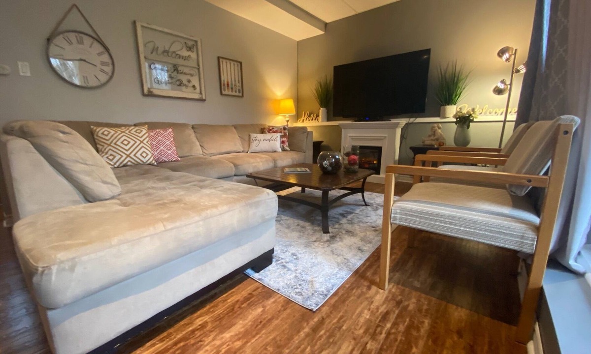 Tay House | Country Hideaway by Georgian Bay
