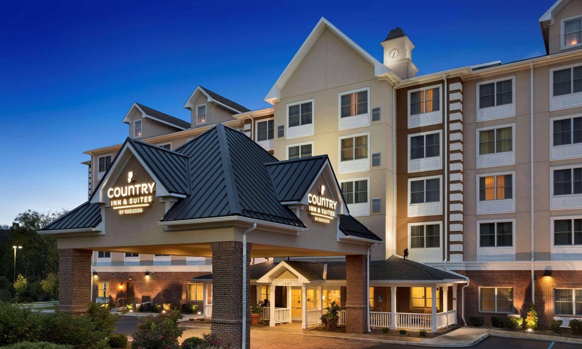 State College Hotel | Country Inn & Suites by Radisson, State College (Penn State Area), PA