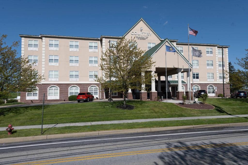 Harrisburg Hotel | Country Inn & Suites by Radisson, Harrisburg - Hershey West, PA