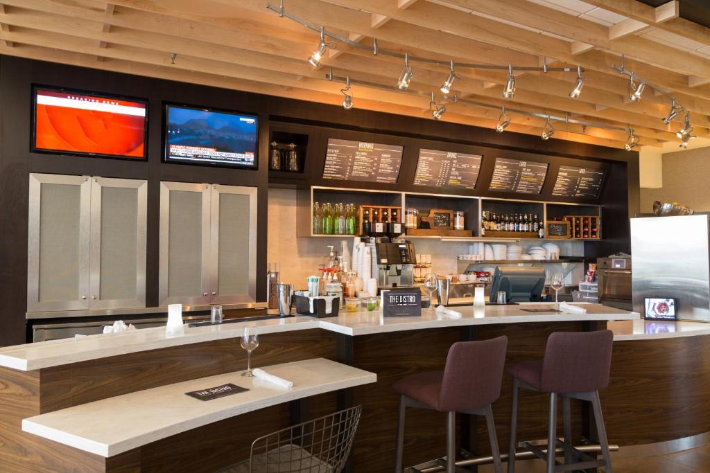 Granville Hotel | Courtyard by Marriott Morgantown