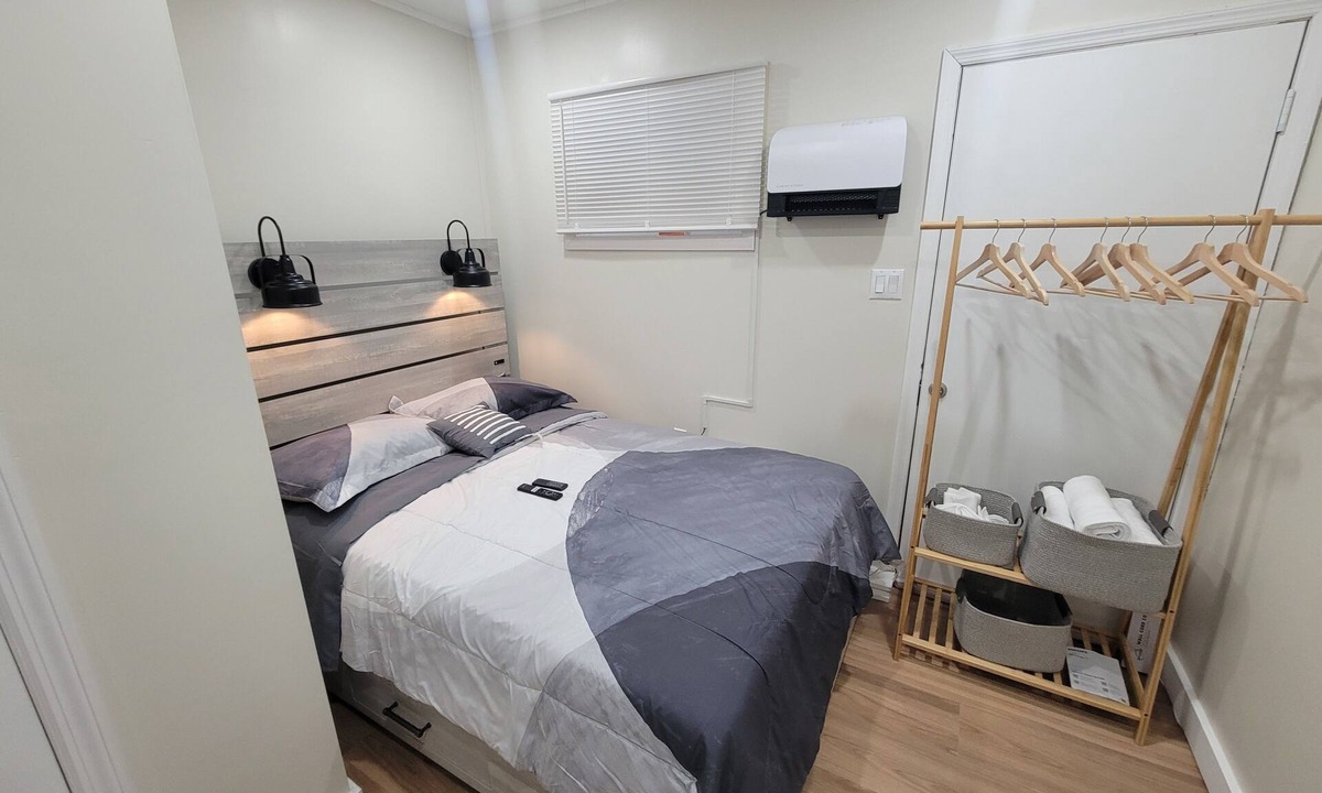 West Babylon Apartment | Cozy 1-bedroom apartment in peaceful West Babylon with AC