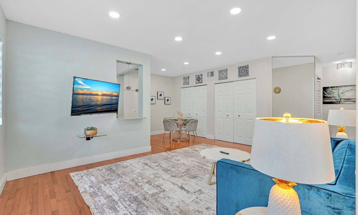 Bay Harbor Islands Apartment | Cozy 1BR in Bay Harbor Islands near beach, Bal Harbour Shops, and dining