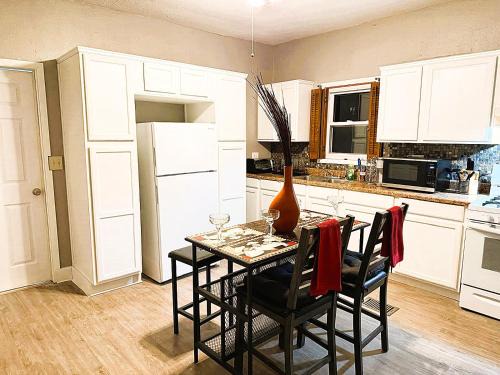 Conway House | Cozy 3BR Getaway in Conway PA