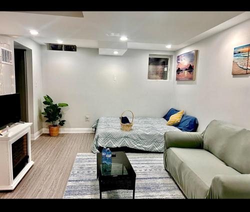 Halton Regional Municipality House | Cozy, Comfort, Convenience