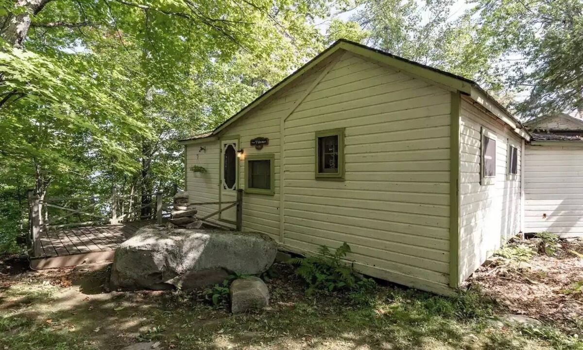 Magnetawan Cottage | Cozy cottage on Lake Cecebe. Tranquility above Muskoka at Rockwynn Cottages