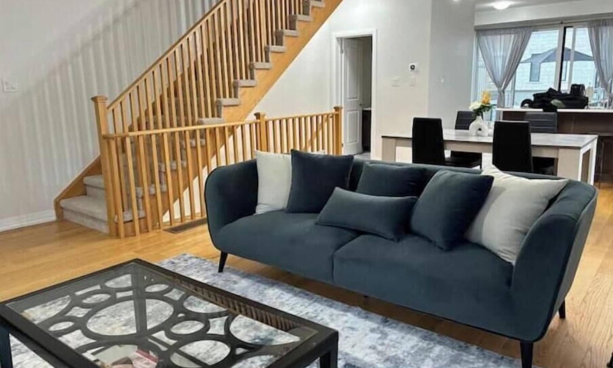 Bowmanville House | Cozy Modern Home in Bowmanville 3Br - New Downtown