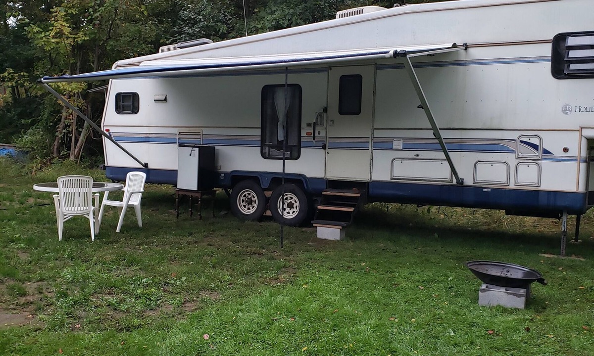 Renovo House | Cozy primitive Rambler RV in Westport Renovo Pa river access