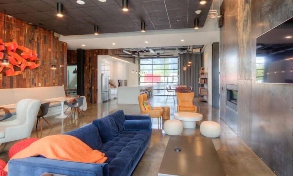 Lower Lawrenceville Apartment | CozySuites at Lawrenceville