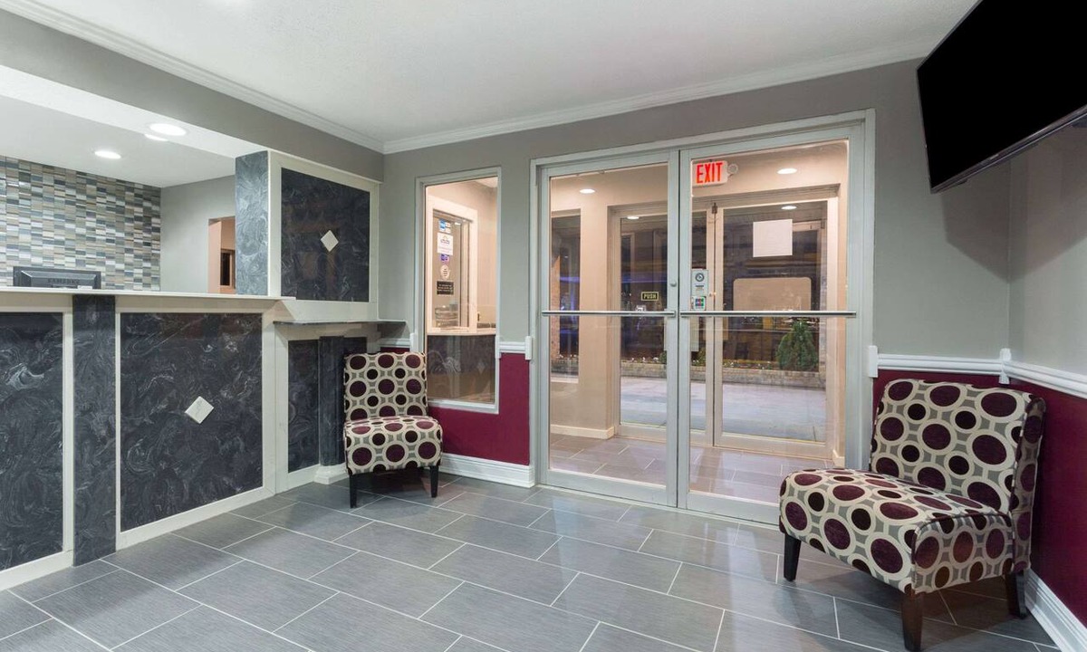 Forest Hotel | Days Inn by Wyndham Forest