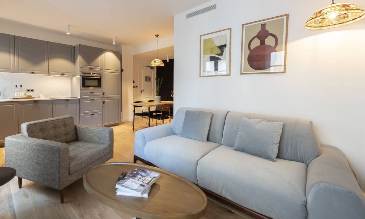 Faubourg-du-Roule Apartment | Diodati, 4 stars, Elegente & Trendy at few meters away from the Champs-Elysées