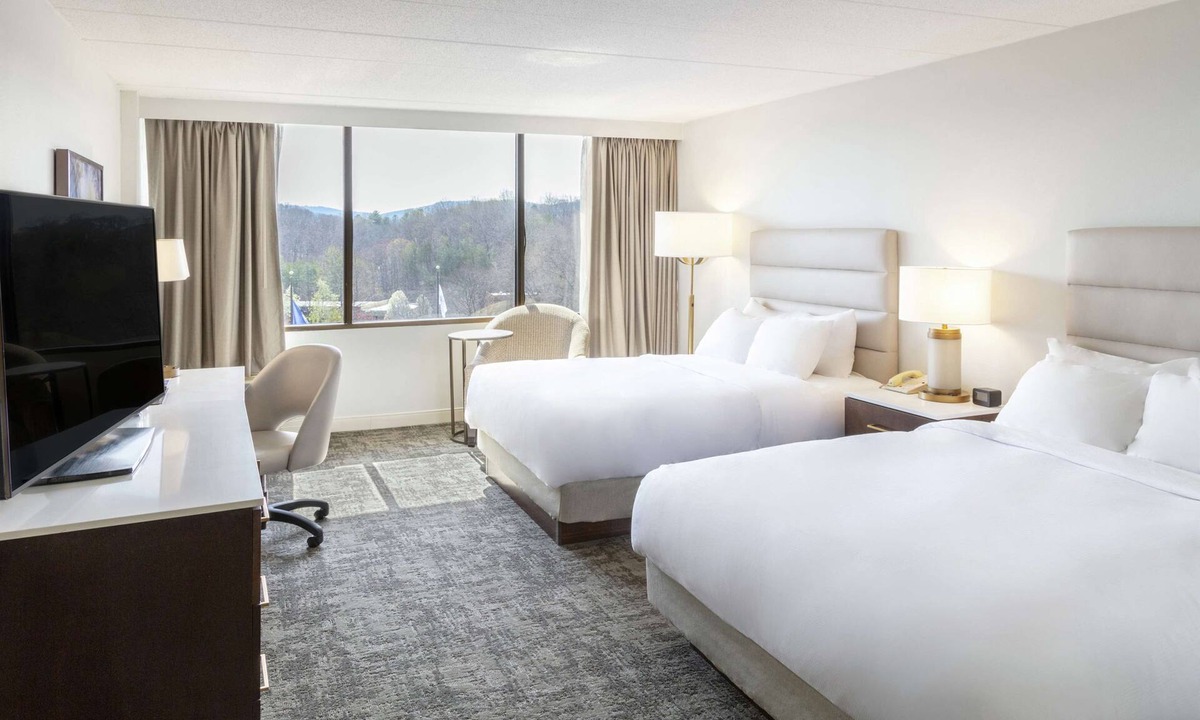 Rio Hotel | DoubleTree by Hilton Hotel Charlottesville