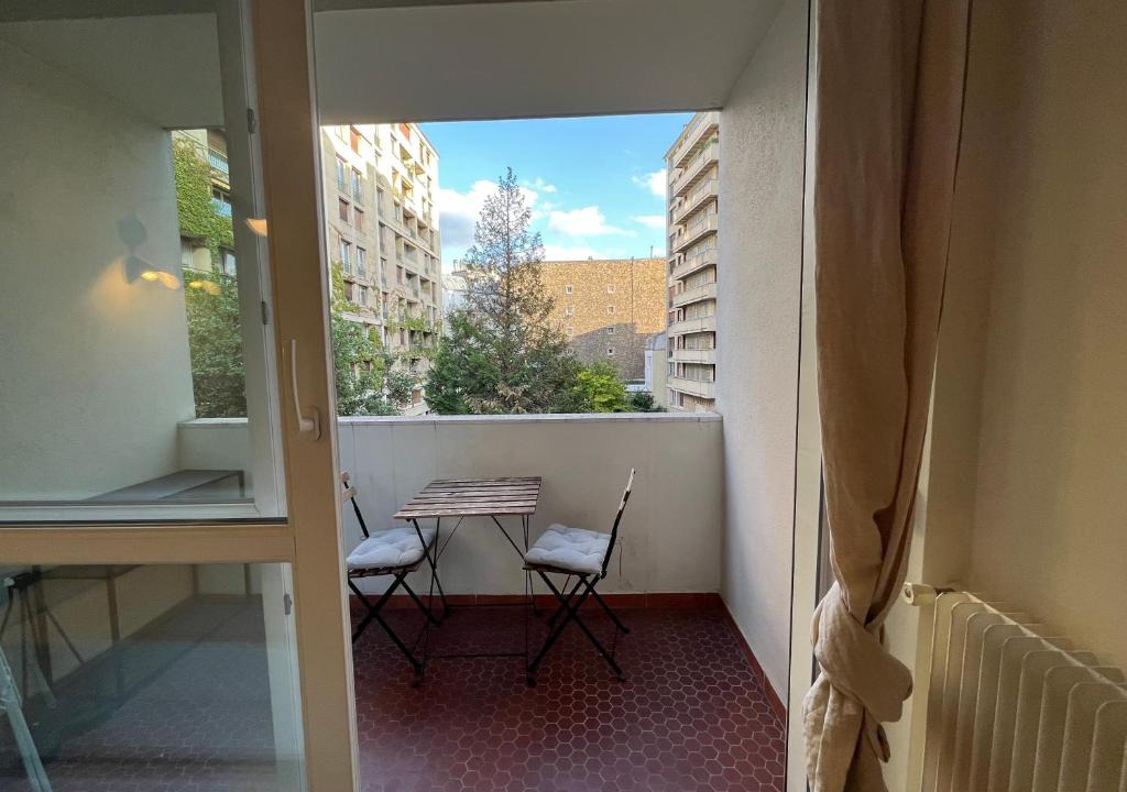 Passy Apartment | Dream Dwell Paris -Studio with Balcony 800m to Trocadéro and Tour Eiffel